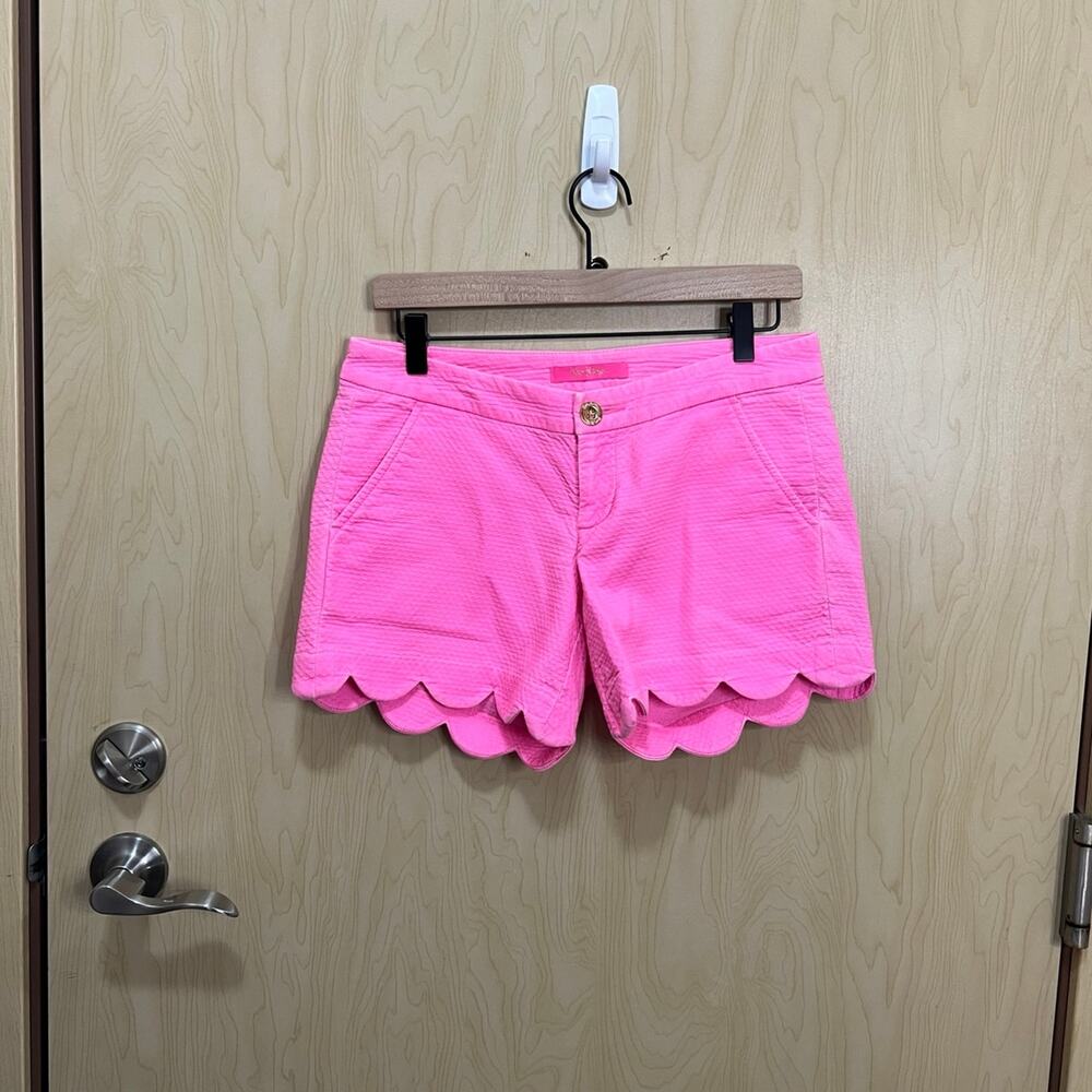 Lilly Pulitzer Hot Pink Scallop Hem Shorts